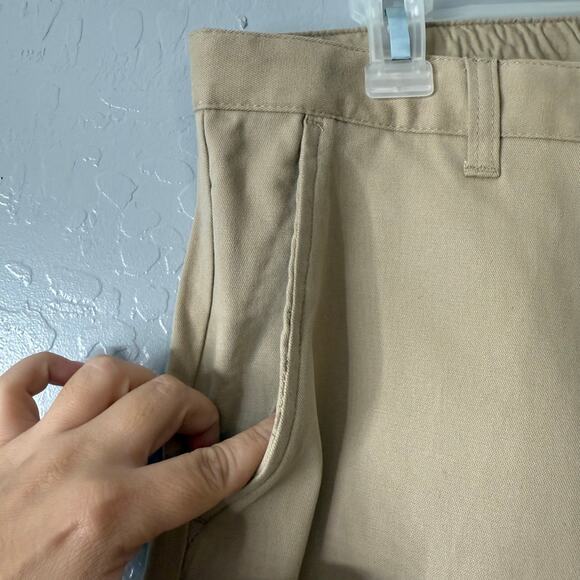 Old Navy Slim School Uniform Chino Pants for Boys, Shorength, 20 Plus 665608 - Picture 4 of 8